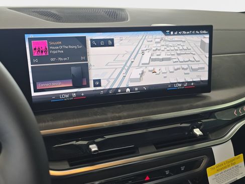 New 2026 BMW X5 sDrive40i w/ Climate Comfort Package RWD image 16