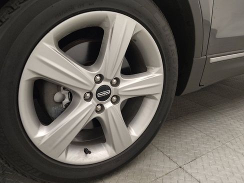 Used 2018 Lincoln MKC Premiere FWD image 31
