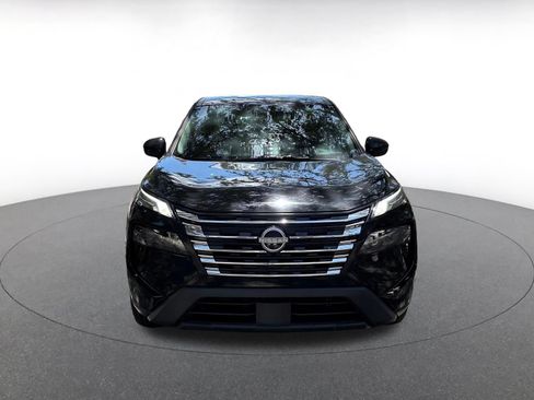 Used 2025 Nissan Rogue SV AWD/4WD image 2