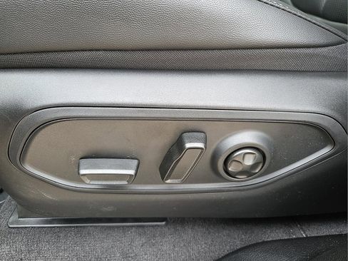 New 2026 Jeep Grand Cherokee Limited w/ Luxury Tech Group II image 15