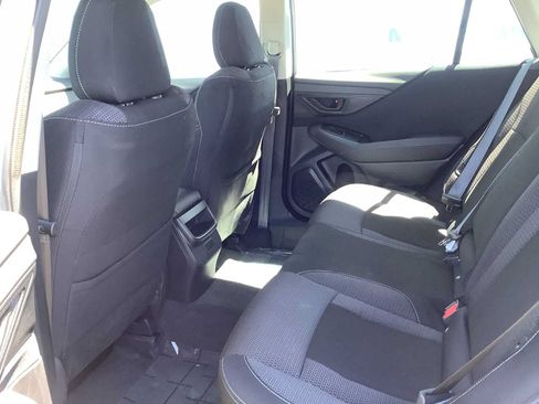 Used 2021 Subaru Outback AWD/4WD image 12