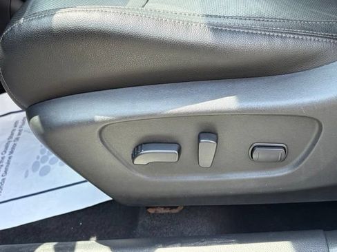Used 2020 Nissan Rogue SL w/ Premium Package AWD/4WD image 16