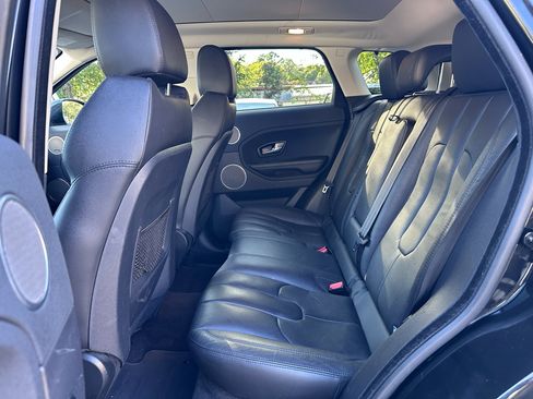 Used 2014 Land Rover Range Rover Evoque Pure Premium image 37