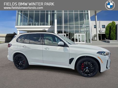 New 2026 BMW X5 xDrive40i w/ M Sport Package AWD/4WD image 1