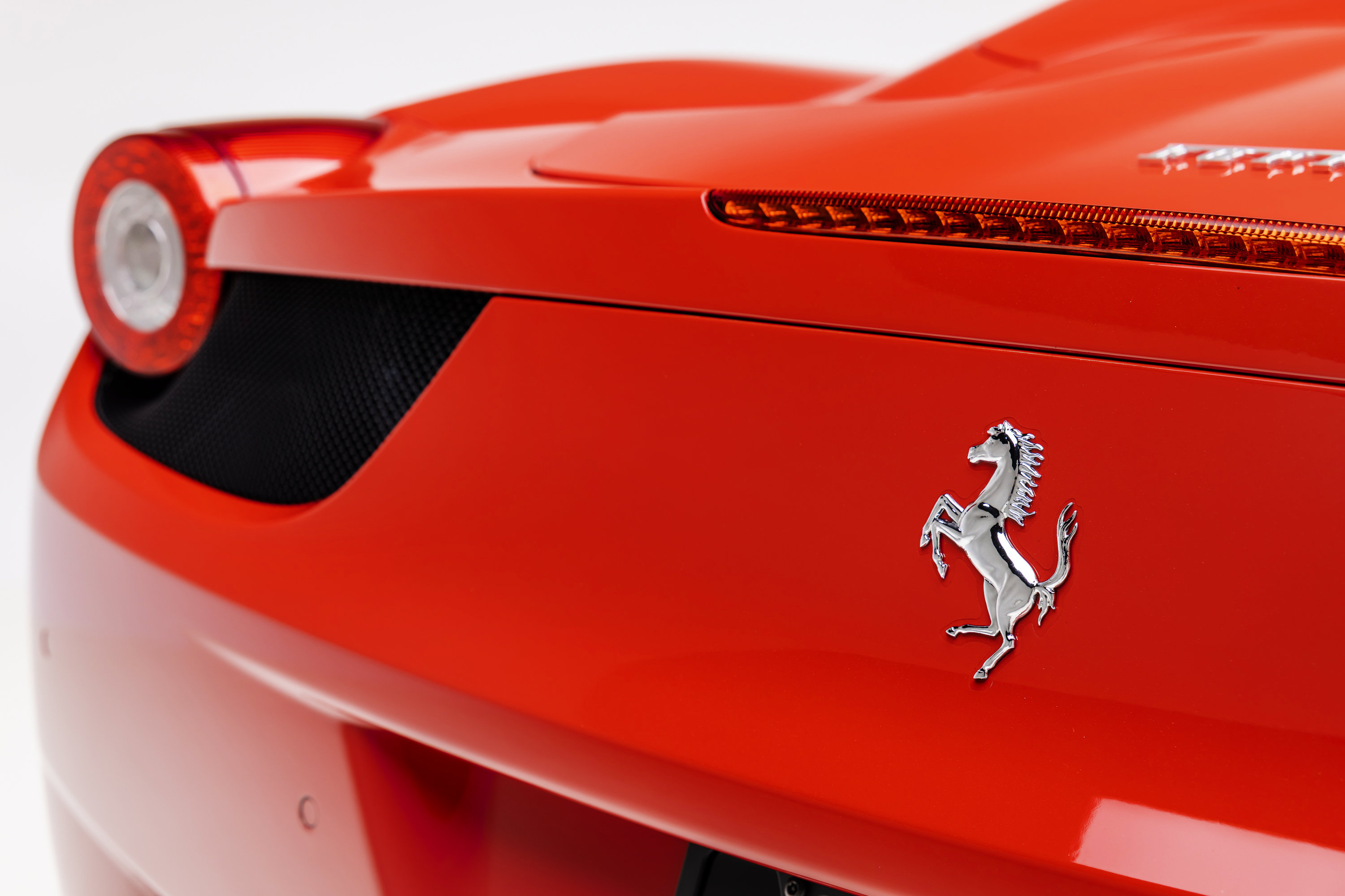 Certified 2013 Ferrari 458 Spider RWD image 27