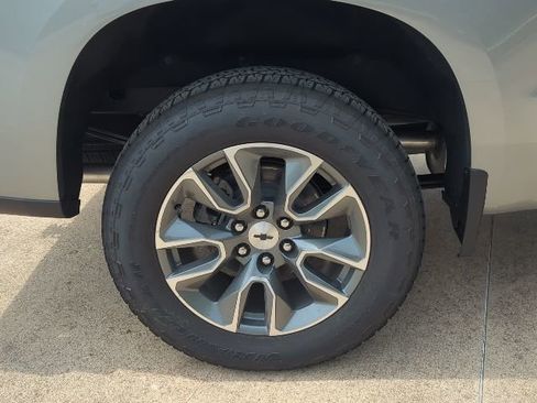 New 2026 Chevrolet Silverado 1500 RST w/ Z71 Off-Road Package image 3