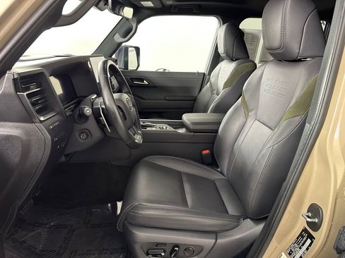 Used 2024 Lexus GX 550 AWD/4WD image 17