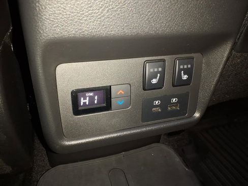 Certified 2023 Nissan Rogue Platinum w/ Platinum Premium Package image 11