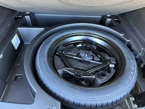 Certified 2024 Chevrolet Blazer LT w/ LPO, Floor Liner Package FWD image 28