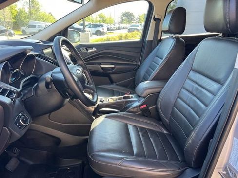 Used 2016 Ford Escape Titanium w/ Equipment Group 301A AWD/4WD image 21