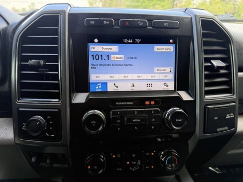 Used 2019 Ford F250 XLT w/ XLT Premium Package image 31