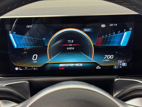 Used 2021 Mercedes-Benz GLB 35 AMG 4MATIC image 19