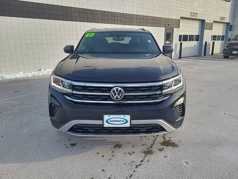 Used 2021 Volkswagen Atlas Cross Sport SE image 9