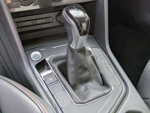 Used 2024 Volkswagen Tiguan Wolfsburg Edition image 11