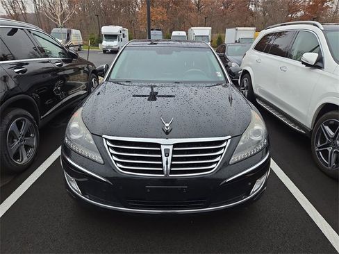 Used 2013 Hyundai Equus Ultimate image 2