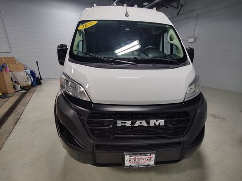 Used 2023 RAM ProMaster 2500 FWD image 2