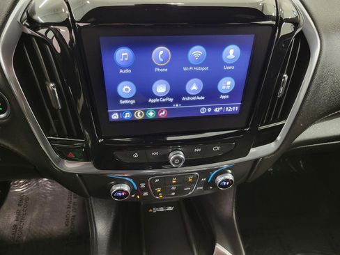 Used 2023 Chevrolet Traverse LT image 7