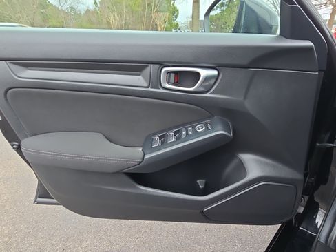 Used 2024 Honda Civic Sport image 26