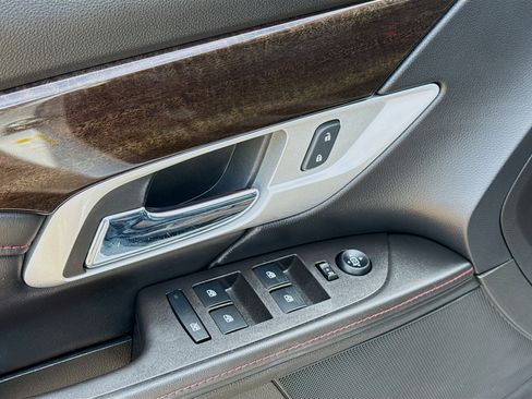 Used 2015 GMC Terrain Denali FWD image 22