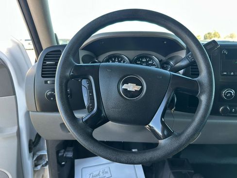 Used 2012 Chevrolet Silverado 2500 W/T w/ Snow Plow Prep Package image 32