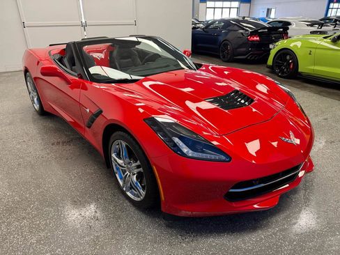 Used 2017 Chevrolet Corvette Stingray Convertible w/ 2LT Preferred Equipment Group RWD image 4