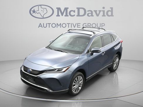 Used 2022 Toyota Venza XLE AWD/4WD image 34