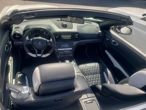 Used 2016 Mercedes-Benz SL 63 AMG image 32