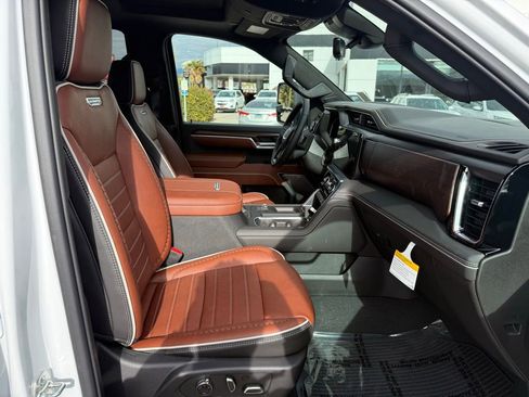New 2026 GMC Sierra 3500 Denali Ultimate image 37