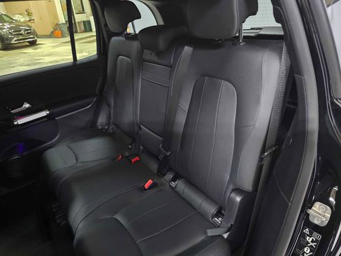 Certified 2023 Mercedes-Benz EQB 300 4MATIC image 17