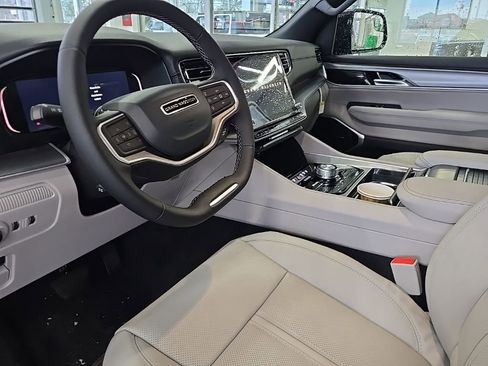 New 2026 Jeep Grand Wagoneer L image 12