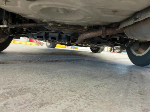 Used 2011 Toyota Camry LE image 56