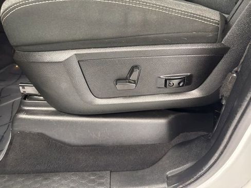 Used 2021 RAM 2500 Big Horn w/ Level 1 Equipment Group image 18