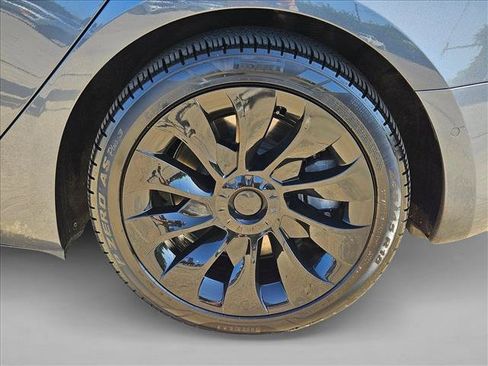 Used 2021 Tesla Model 3 Long Range AWD/4WD image 25