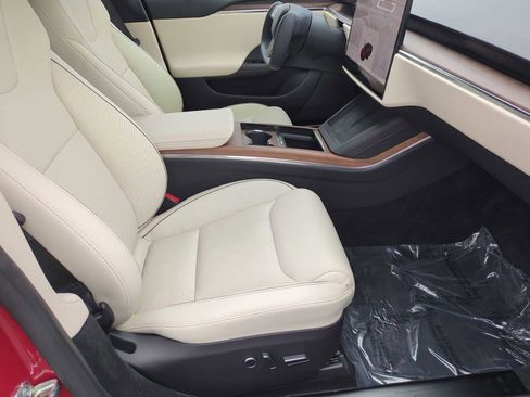 Used 2021 Tesla Model S Plaid image 20