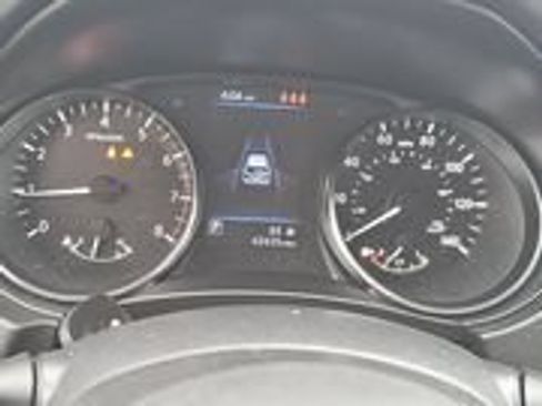 Used 2020 Nissan Rogue Sport SV FWD image 19