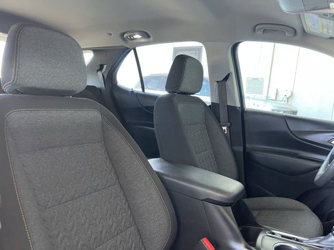 Used 2022 Chevrolet Equinox LT FWD image 19