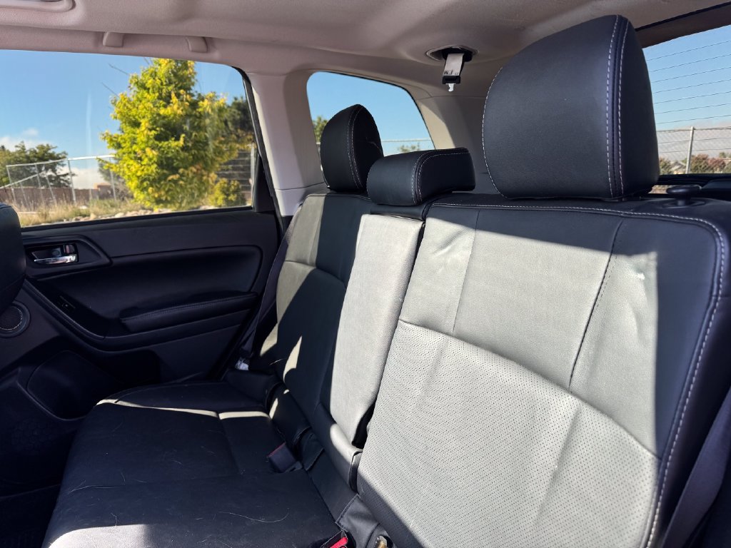 Used 2018 Subaru Forester 2.5i Limited AWD/4WD image 9