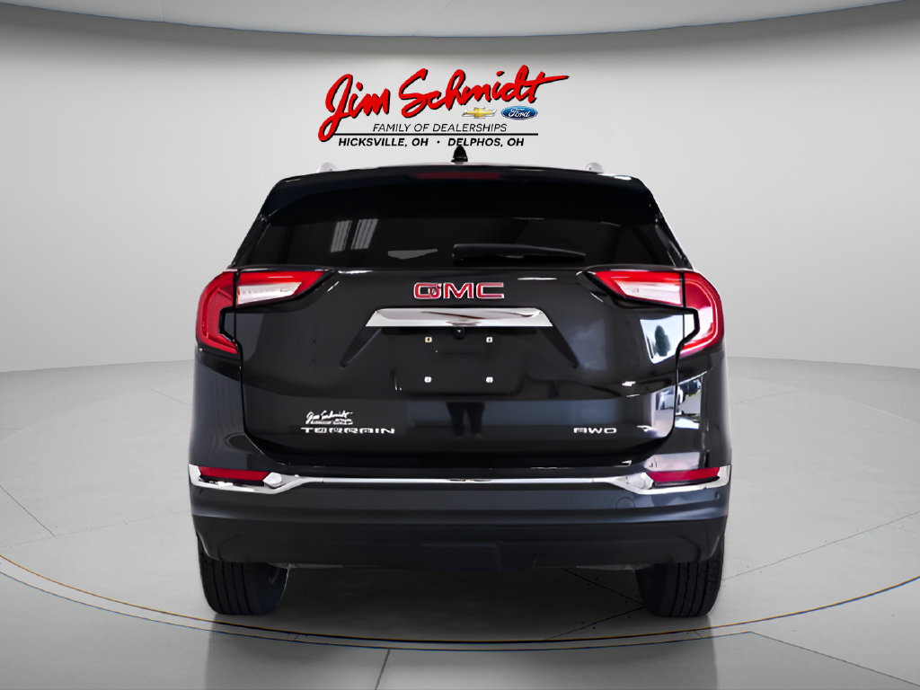 Used 2023 GMC Terrain SLT AWD/4WD image 5