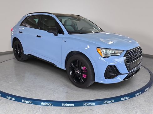 Used 2022 Audi Q3 2.0T Premium w/ Convenience Package AWD/4WD image 4
