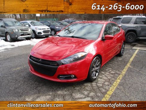 Used 2015 Dodge Dart SXT image 1