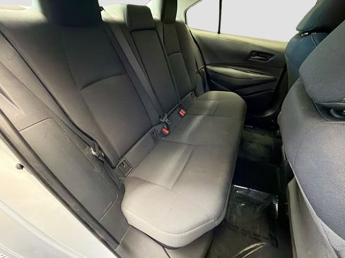 Used 2022 Toyota Corolla LE w/ Carpet Mat Package (TMS) FWD image 14