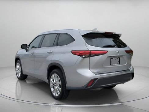 Used 2022 Toyota Highlander Limited image 20