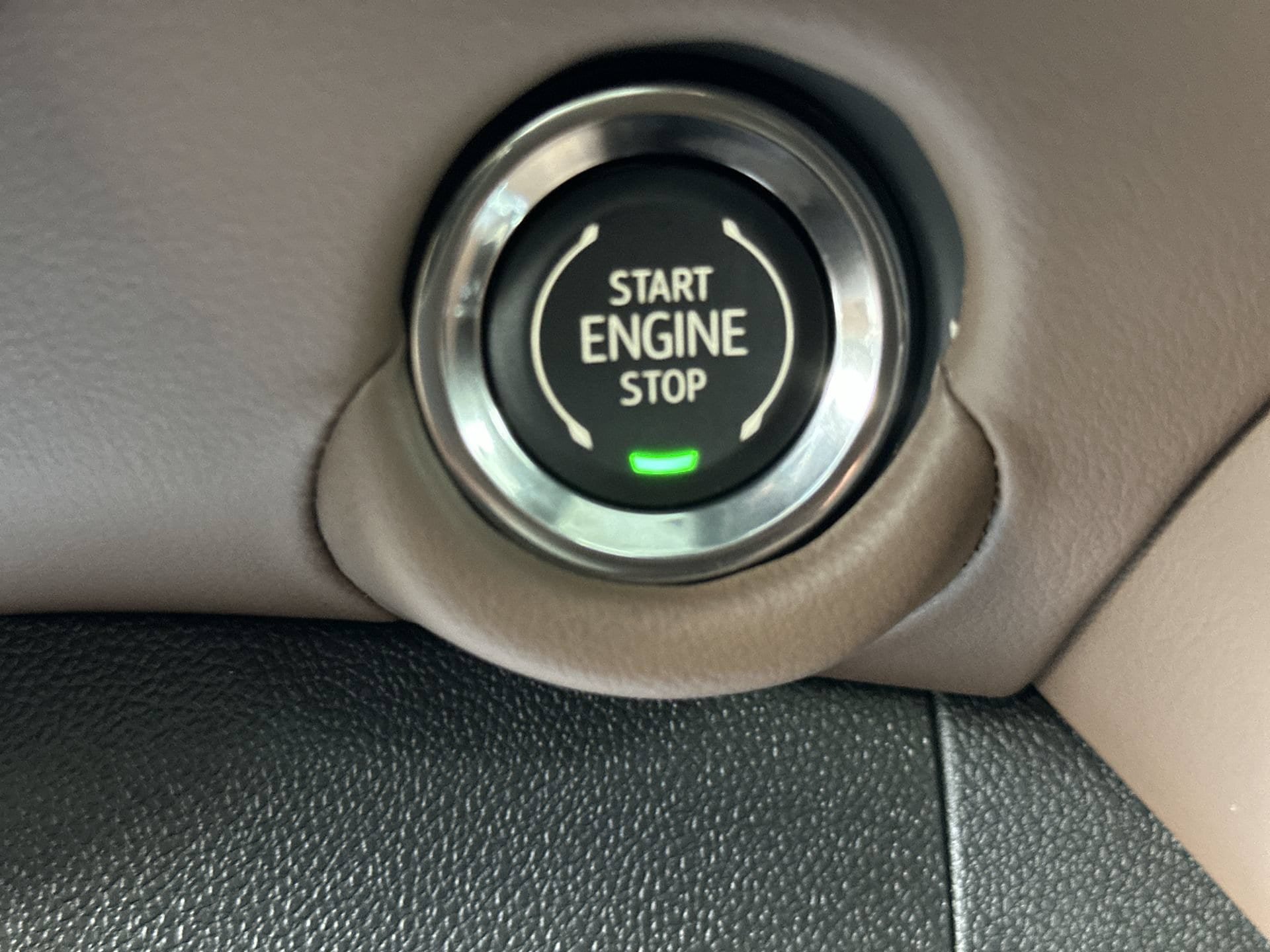 New 2027 Chevrolet Tahoe High Country AWD/4WD image 17