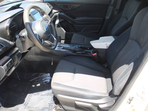 Used 2021 Subaru Crosstrek 2.0i AWD/4WD image 16