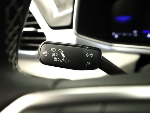 New 2026 Volkswagen Taos SE image 27