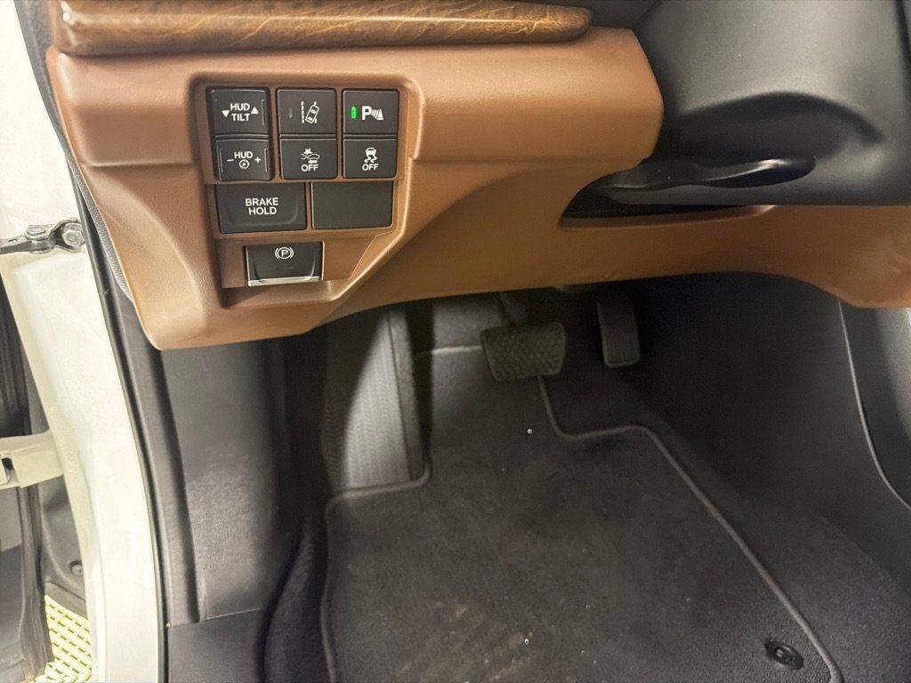 Used 2019 Acura RDX w/ Advance Package AWD/4WD image 15