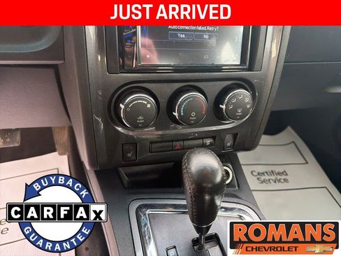 Used 2009 Dodge Challenger R/T image 14