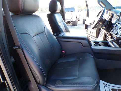 Used 2015 Ford F250 Lariat w/ Lariat Ultimate Package image 29