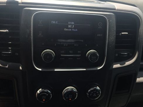 Used 2014 RAM 2500 Tradesman w/ Chrome Appearance Group AWD/4WD image 15