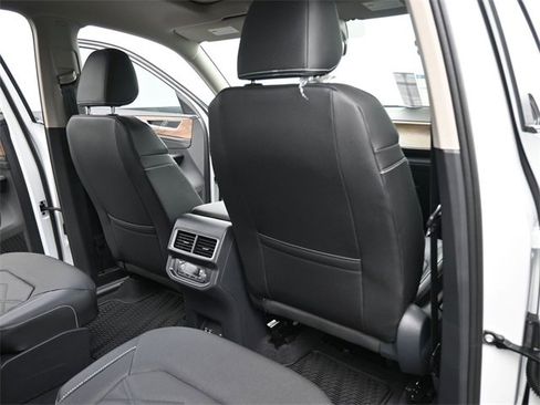 New 2026 Volkswagen Atlas SE image 25